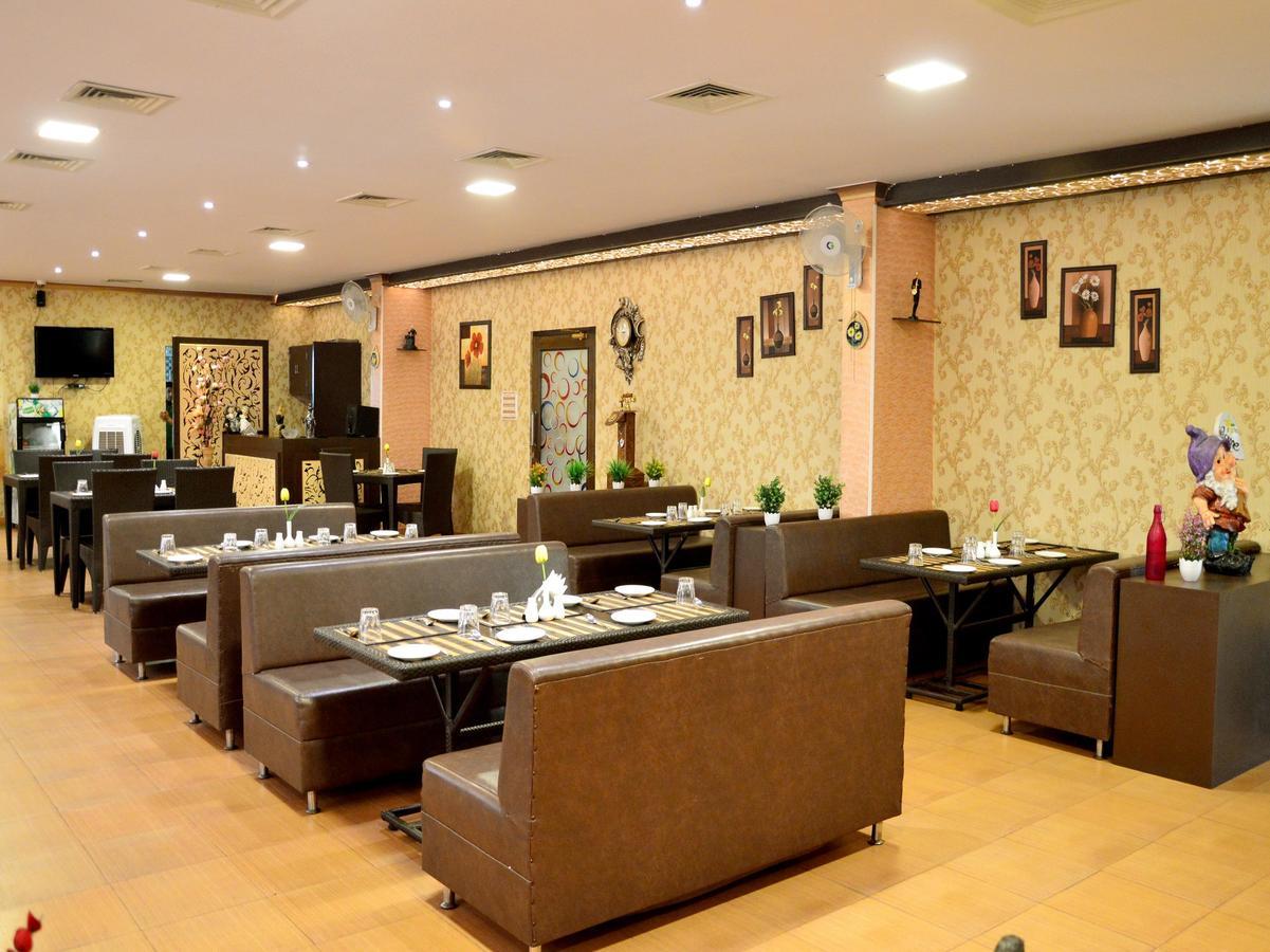 Oyo 6012 Hotel Rockwell Jaipur Dış mekan fotoğraf
